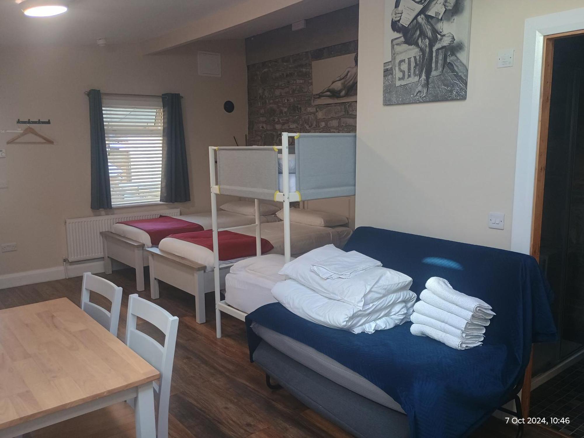 Matty'S Pub - Apartment'S Carlow Ngoại thất bức ảnh