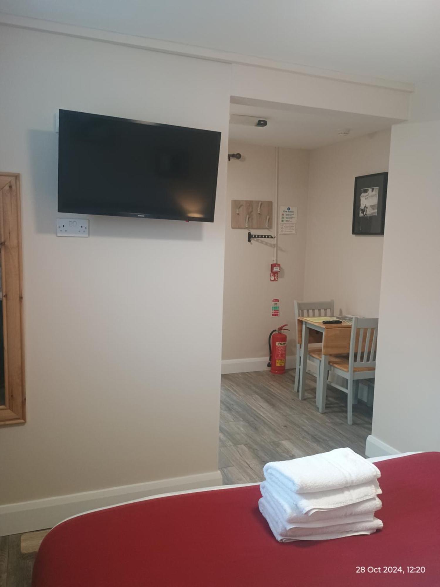 Matty'S Pub - Apartment'S Carlow Ngoại thất bức ảnh